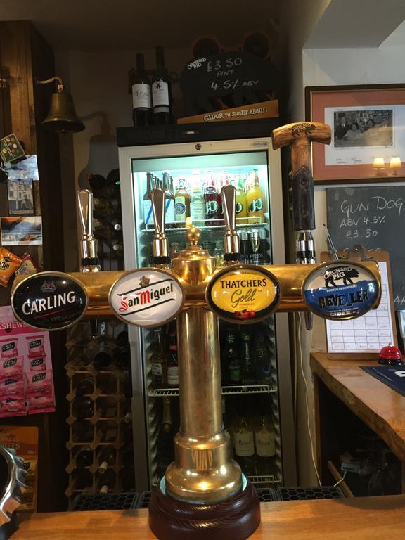Red Lion Inn Sidbury Exteriör bild