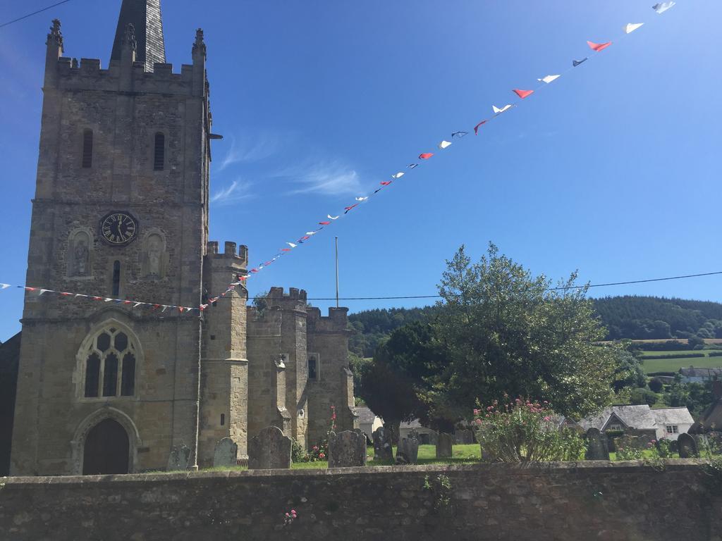 Red Lion Inn Sidbury Exteriör bild